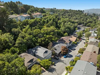$2,028,000 | 835 Vista Grande, Millbrae, CA 94030