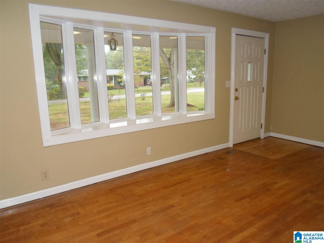 423 Hutto Hill Road Anniston, AL 36201 - Photo 11 of 38
