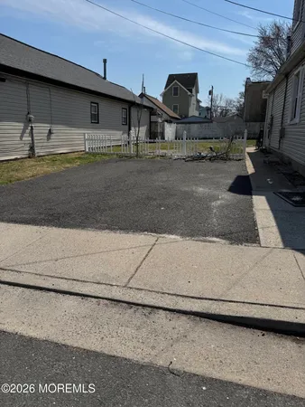 $2,100 | 14 Jahn Street, Unit A, Keansburg, NJ 07734