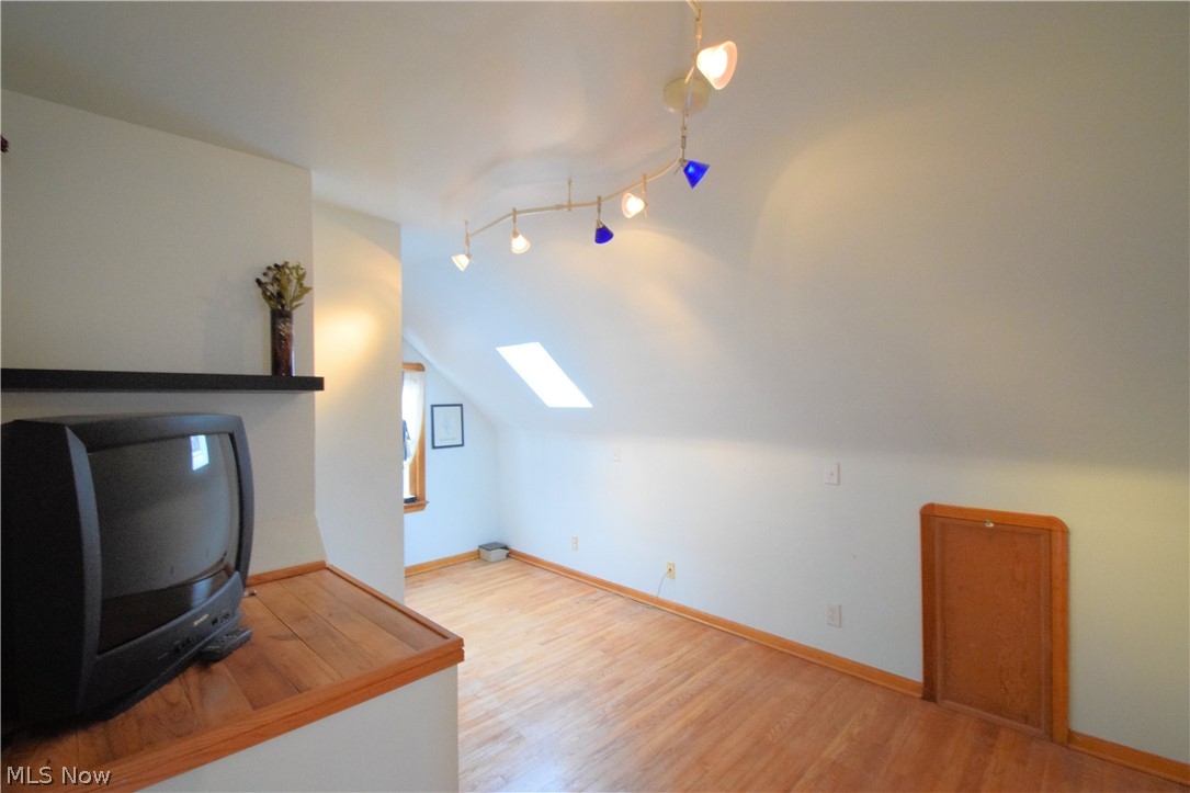 7115 Ridge Road Cleveland, OH 44129 - Photo 21 of 34 Gallery Image 21
