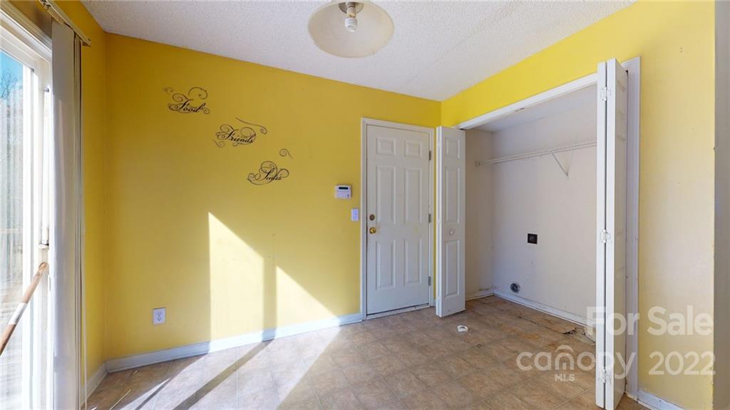 11329 Gold Pan Road Charlotte, NC 28215 - Photo 17 of 47 Gallery Image 17