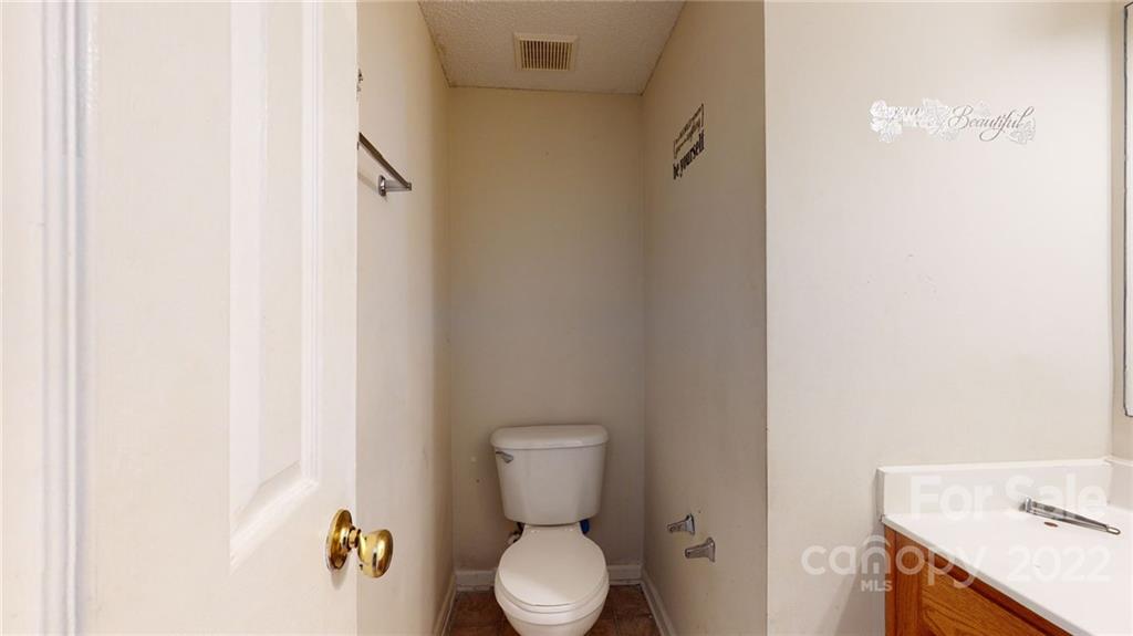 11329 Gold Pan Road Charlotte, NC 28215 - Photo 21 of 47 Gallery Image 21
