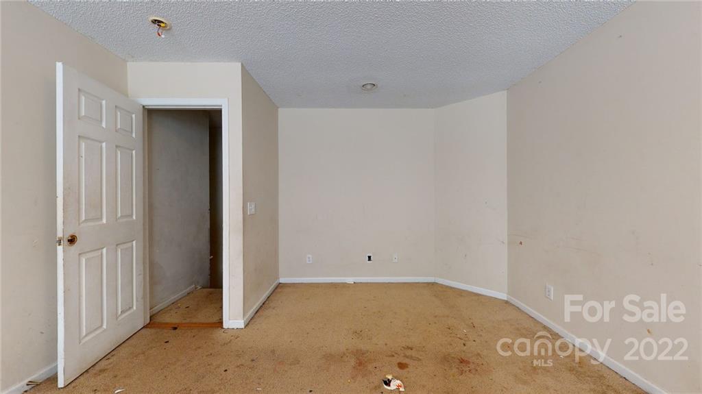 11329 Gold Pan Road Charlotte, NC 28215 - Photo 24 of 47 Gallery Image 24