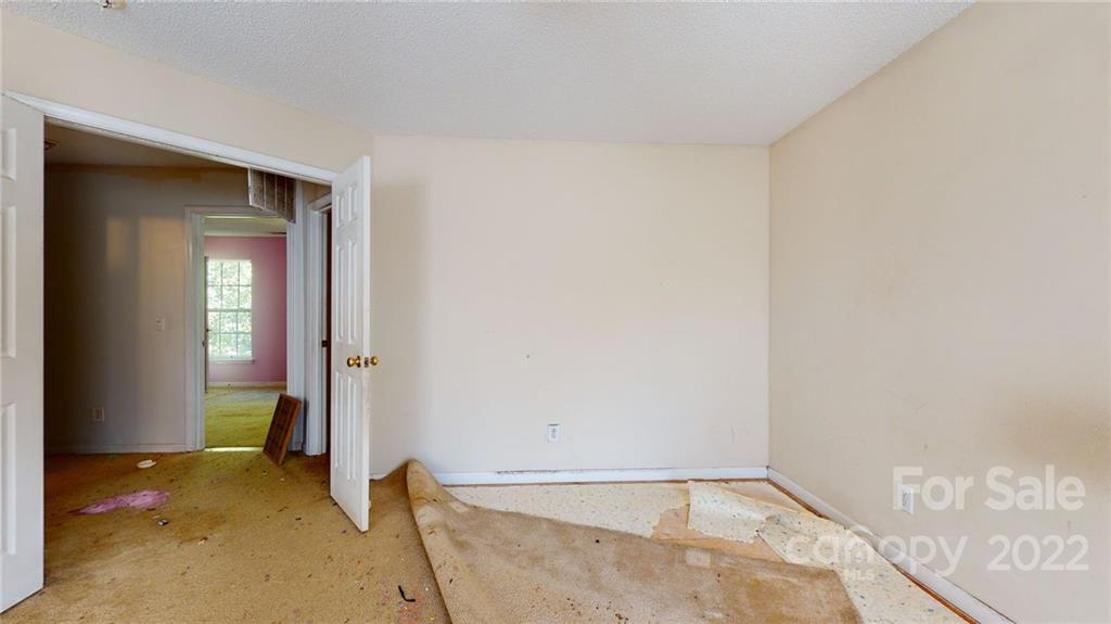 11329 Gold Pan Road Charlotte, NC 28215 - Photo 35 of 47 Gallery Image 35