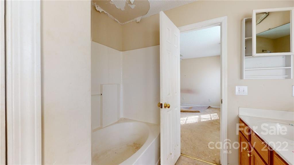 11329 Gold Pan Road Charlotte, NC 28215 - Photo 39 of 47 Gallery Image 39