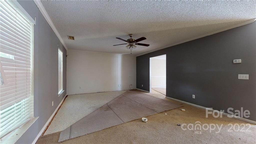 11329 Gold Pan Road Charlotte, NC 28215 - Photo 4 of 47 Gallery Image 4