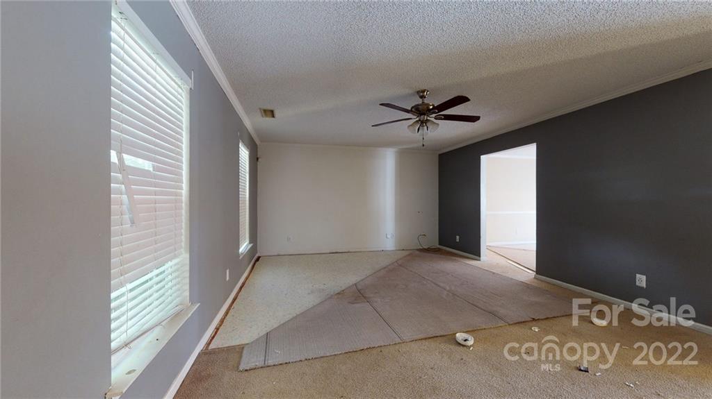 11329 Gold Pan Road Charlotte, NC 28215 - Photo 6 of 47 Gallery Image 6