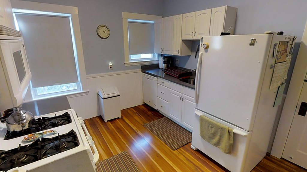134 Hillside Road, Unit 1 Watertown, MA 02472 - Photo 7 of 12 Gallery Image 7