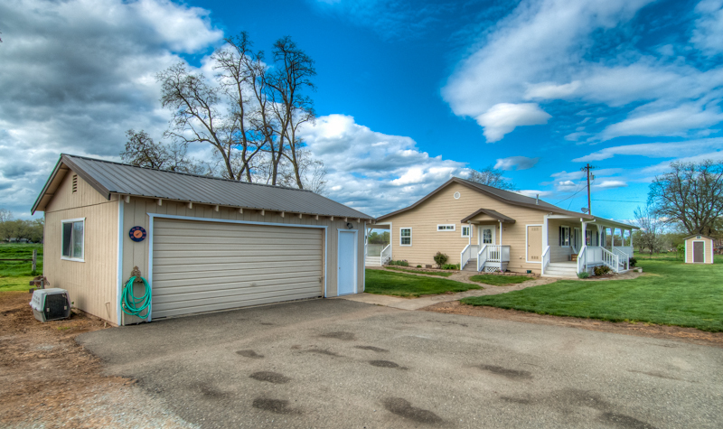 5890 Deschutes Road Anderson, CA 96007 - Photo 22 of 24 Detached Garage