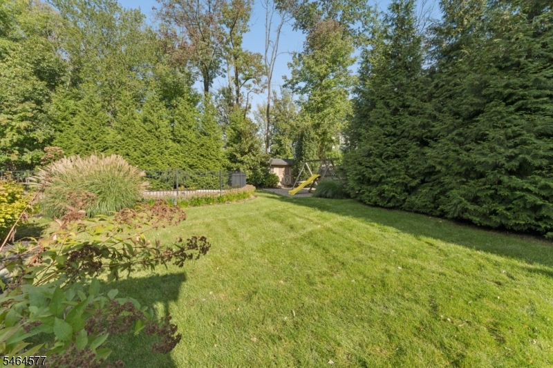 31 Old Farm Road Berkeley Heights, NJ 07922 - Photo 44 of 50 Gallery Image 44