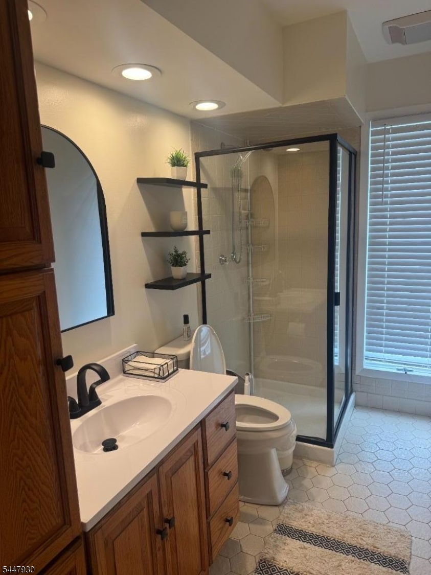 37 Brookdale Road Wayne, NJ 07470 - Photo 9 of 21