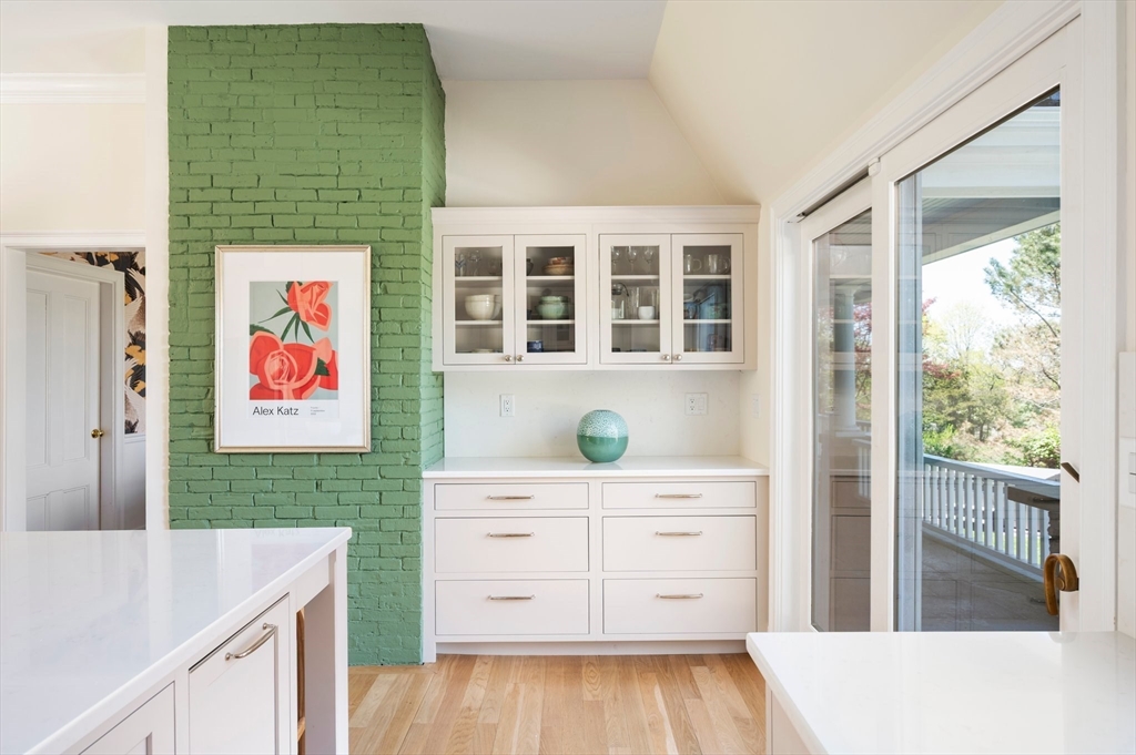 796 Jerusalem Road Cohasset, MA 02025 - Photo 7 of 21