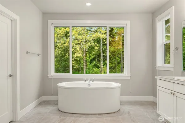 $1,350,000 | 1367 Bandera Avenue Southeast, North Bend, WA 98045