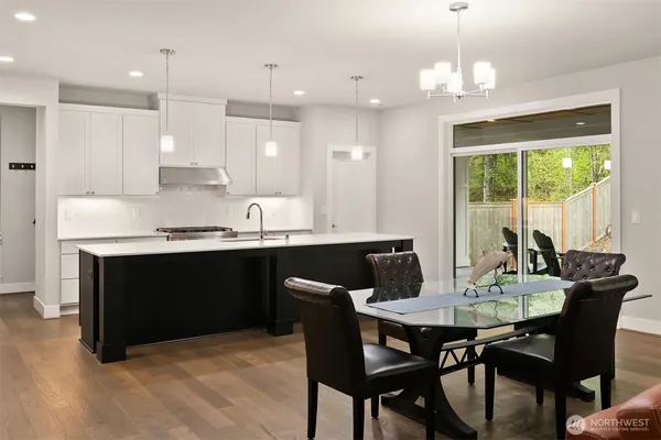 $1,350,000 | 1367 Bandera Avenue Southeast, North Bend, WA 98045