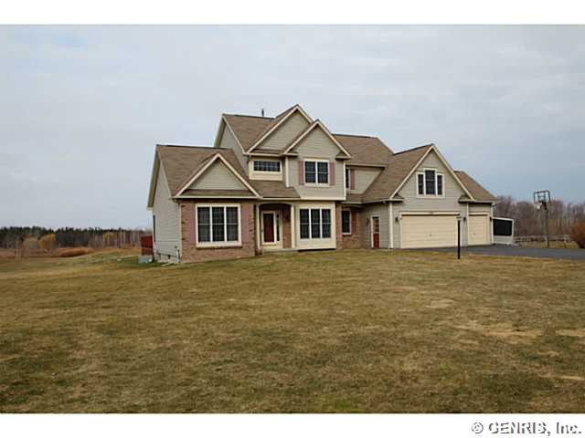 1197 Harris Road Penfield, NY 14580 - Photo 1 of 1 Exterior Front