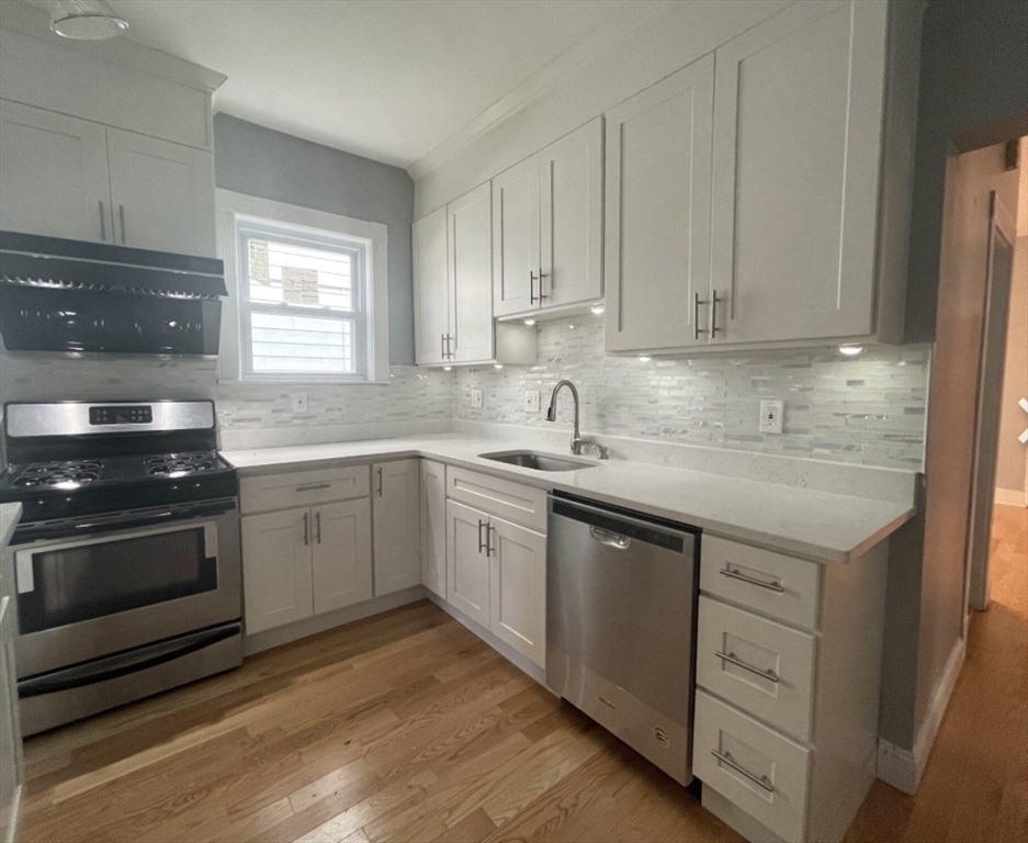 24 Litchfield Street, Unit 1 Boston, MA 02135 - Photo 2 of 11