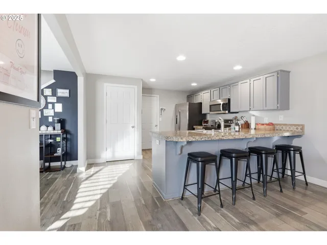 $525,000 | 15003 Northeast 69th Street, Vancouver, WA 98682