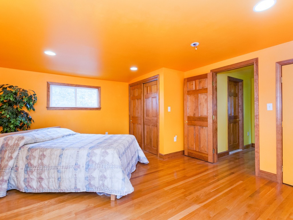 248 Beal Road Waltham, MA 02453 - Photo 17 of 28 Gallery Image 17