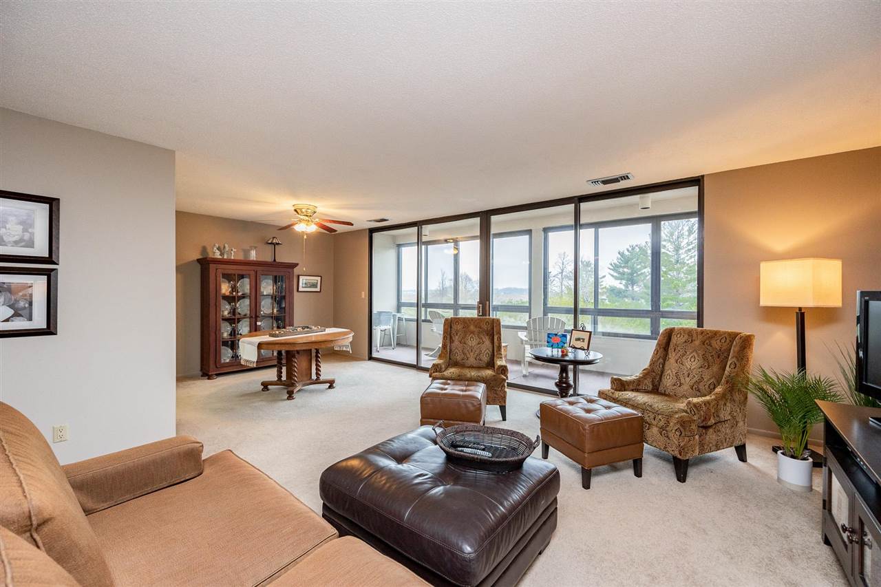 820 Club House Road, Unit 3A North Liberty, IA 52317 - Photo 9 of 28 Gallery Image 9