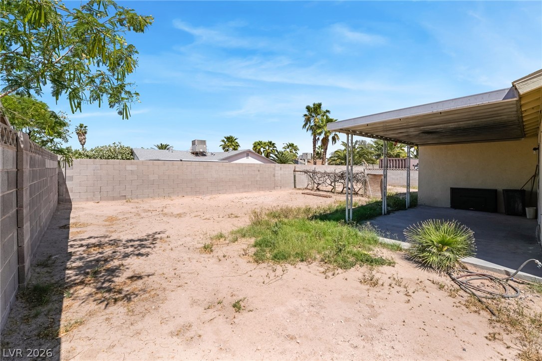 2102 East Russell Road Las Vegas, NV 89119 - Photo 26 of 35