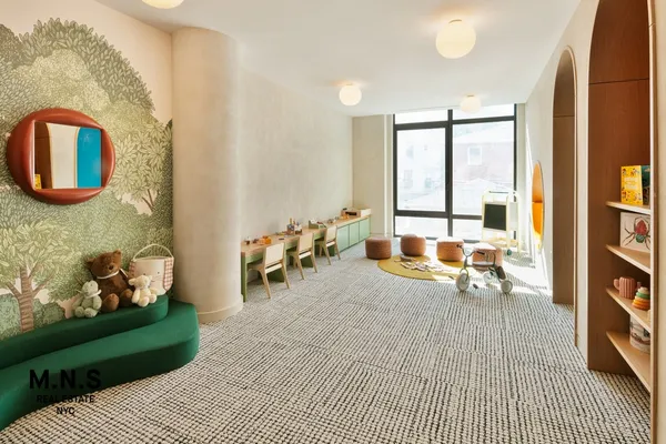 $4,911 | 880 Atlantic Avenue, Unit 5C | Prospect Heights