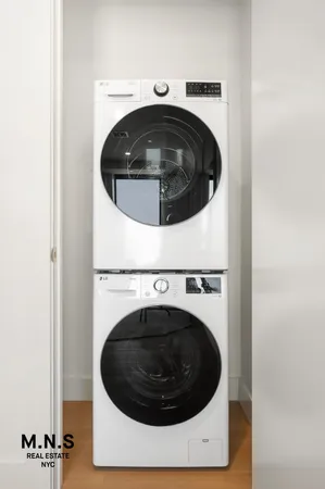 $4,911 | 880 Atlantic Avenue, Unit 5C | Prospect Heights