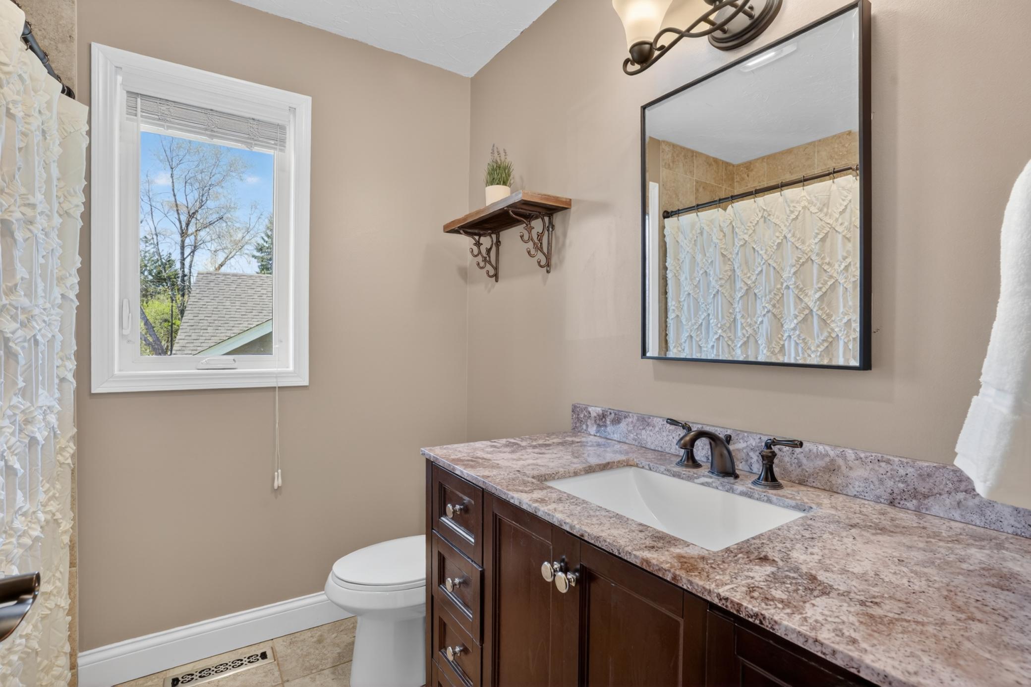 709 Laura Court Chaska, MN 55318 - Photo 16 of 33