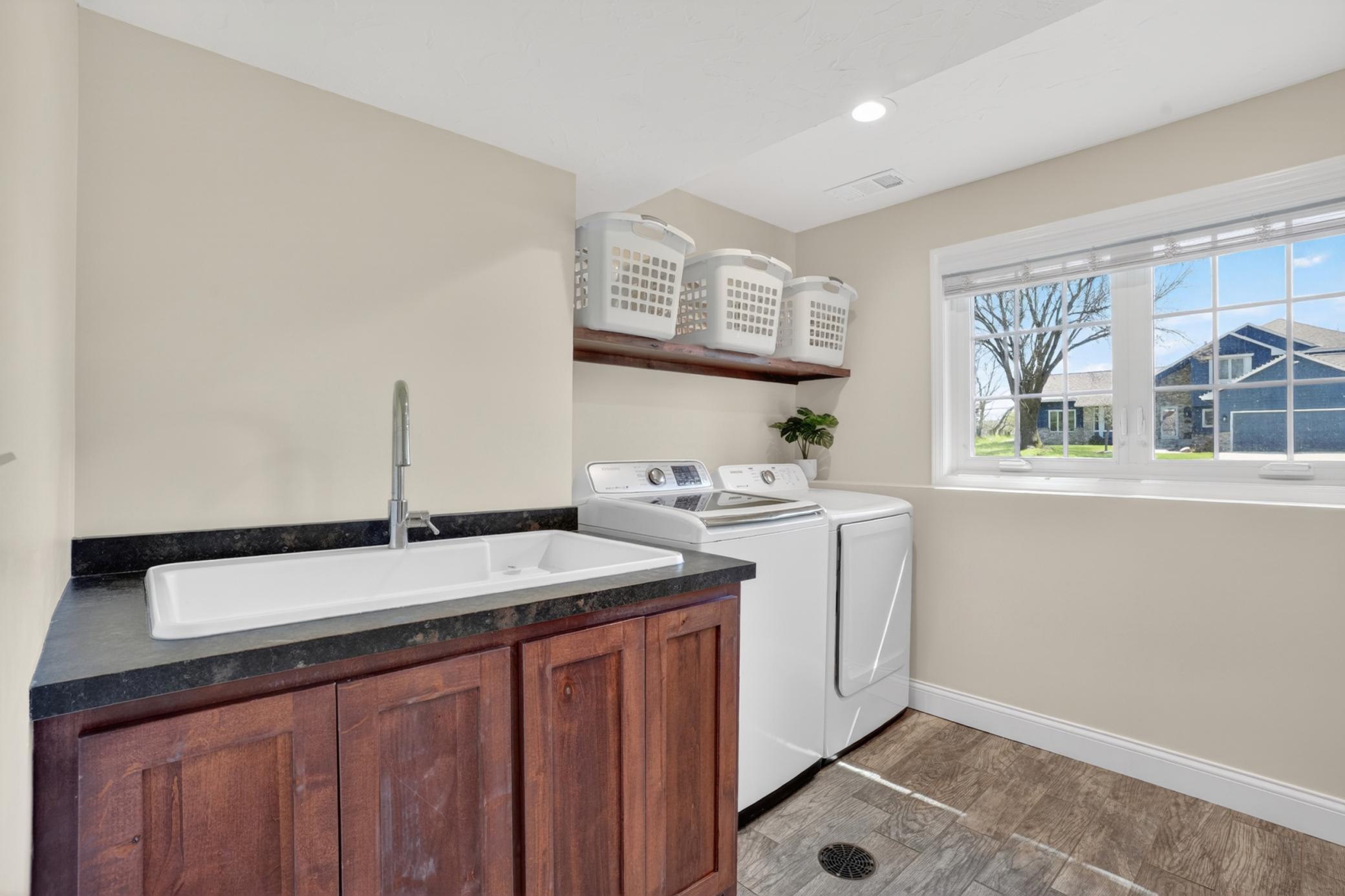709 Laura Court Chaska, MN 55318 - Photo 22 of 33
