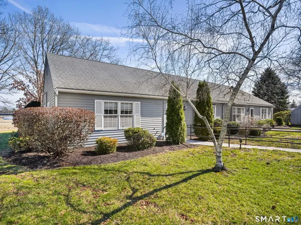 $599,000 | 6 Sandgate Circle, Madison, CT 06443