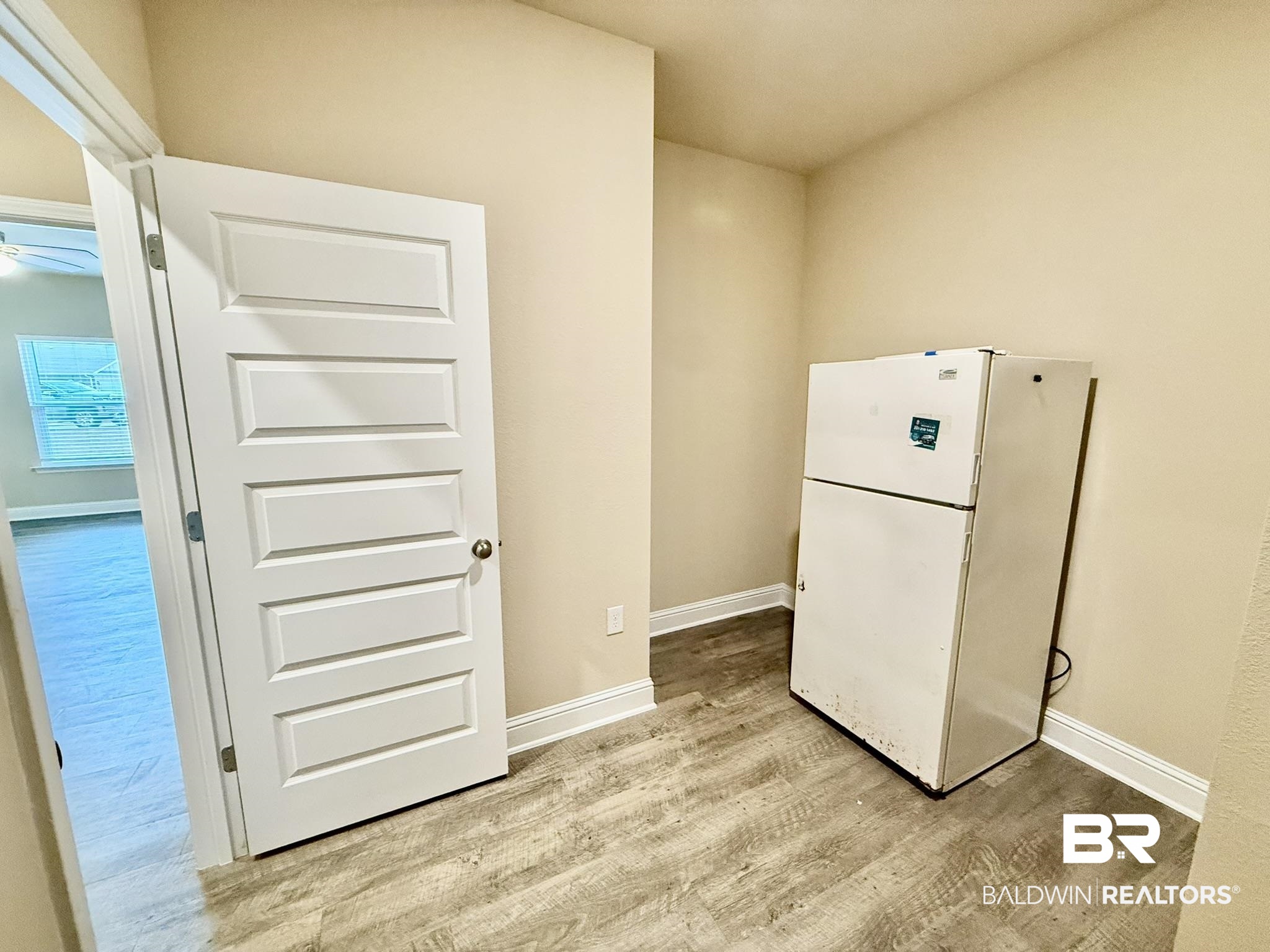 8648 Calverton Street Foley, AL 36535 - Photo 32 of 45 Laundry Room