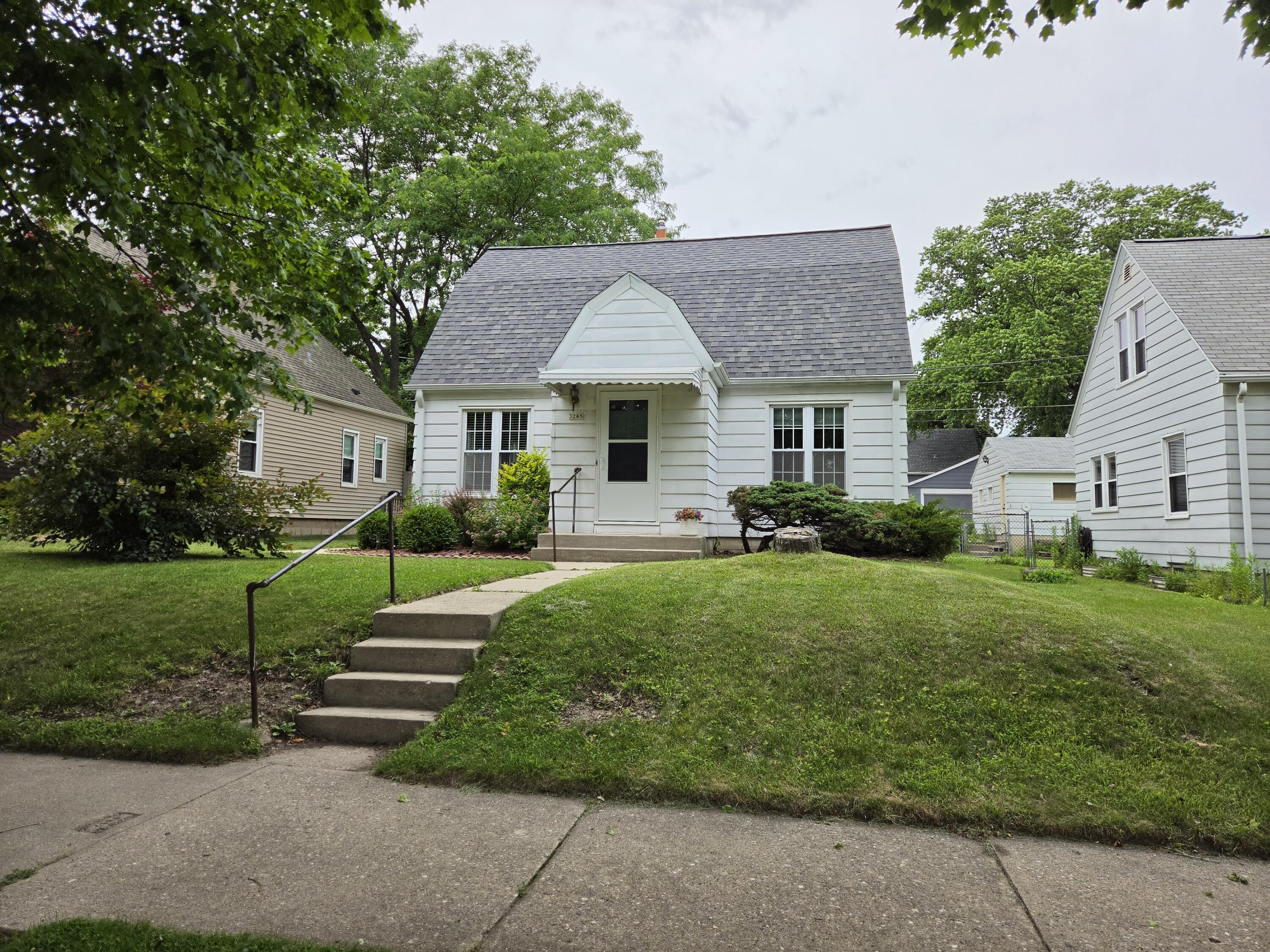 3265 South Burrell Street Milwaukee, WI 53207 - Photo 39 of 39 3265 S. Burrell St.