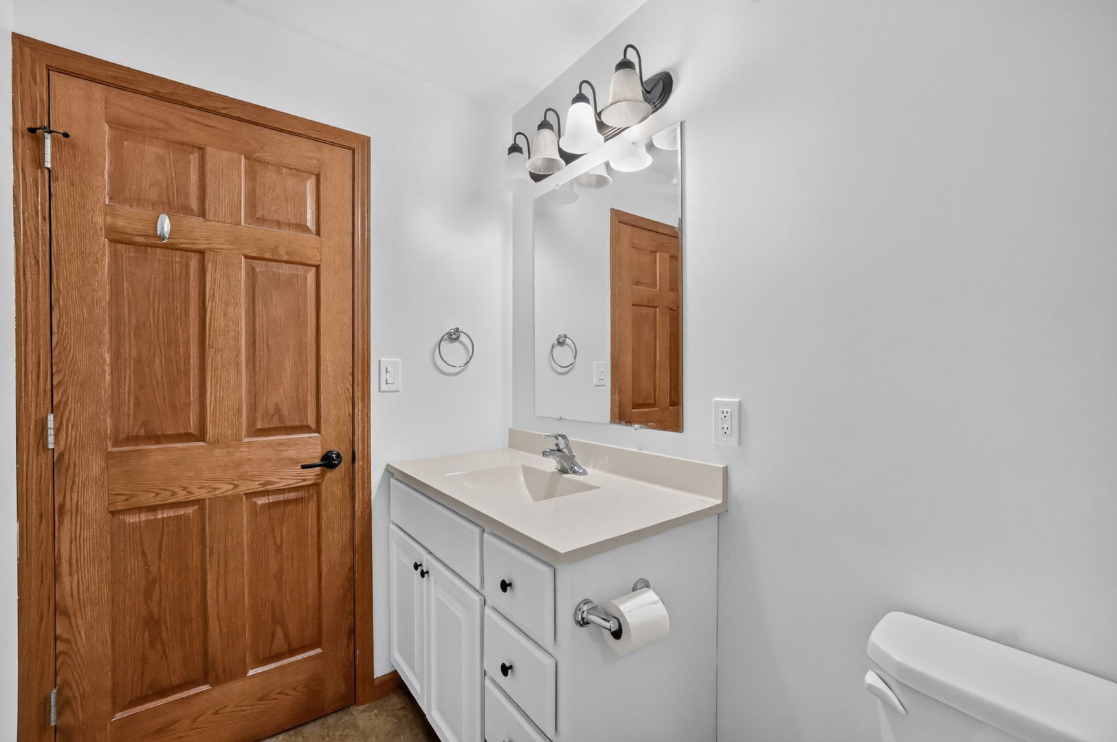 201 Irene Avenue Rochelle, IL 61068 - Photo 10 of 24