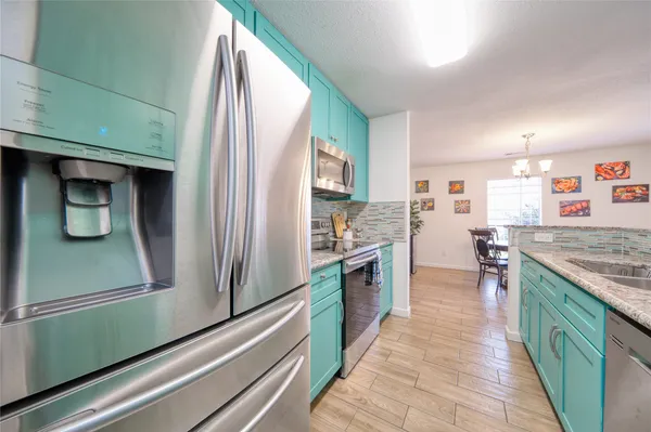 $1,250 | 10912 Gulf Freeway, Unit 28, Houston, TX 77075