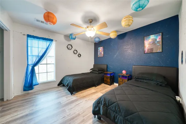 $1,250 | 10912 Gulf Freeway, Unit 28, Houston, TX 77075