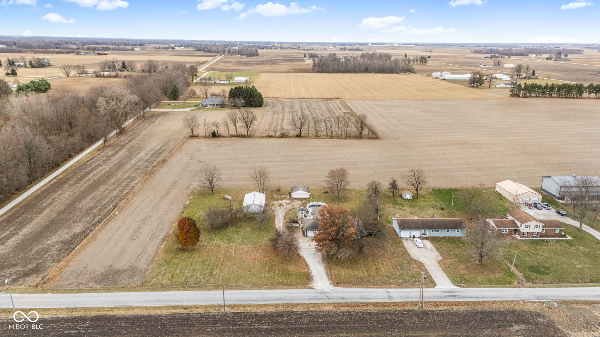 977 West 400 South Tipton, IN 46072 - Photo 25 of 33