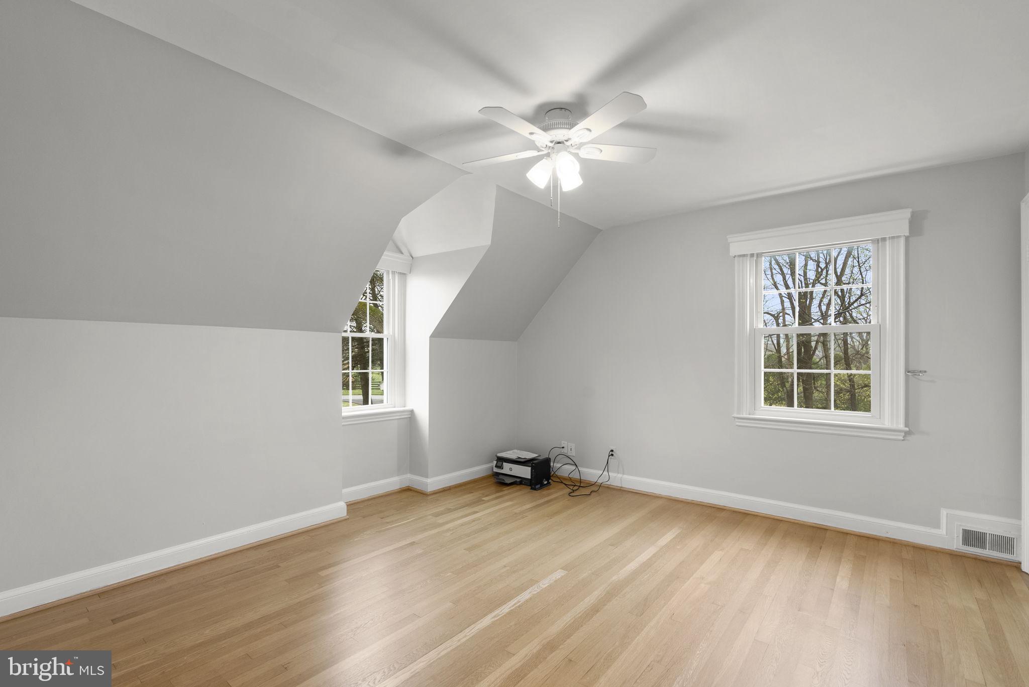 16510 Batchellors Forest Road Olney, MD 20832 - Photo 43 of 62 Upper Level Bedroom 3