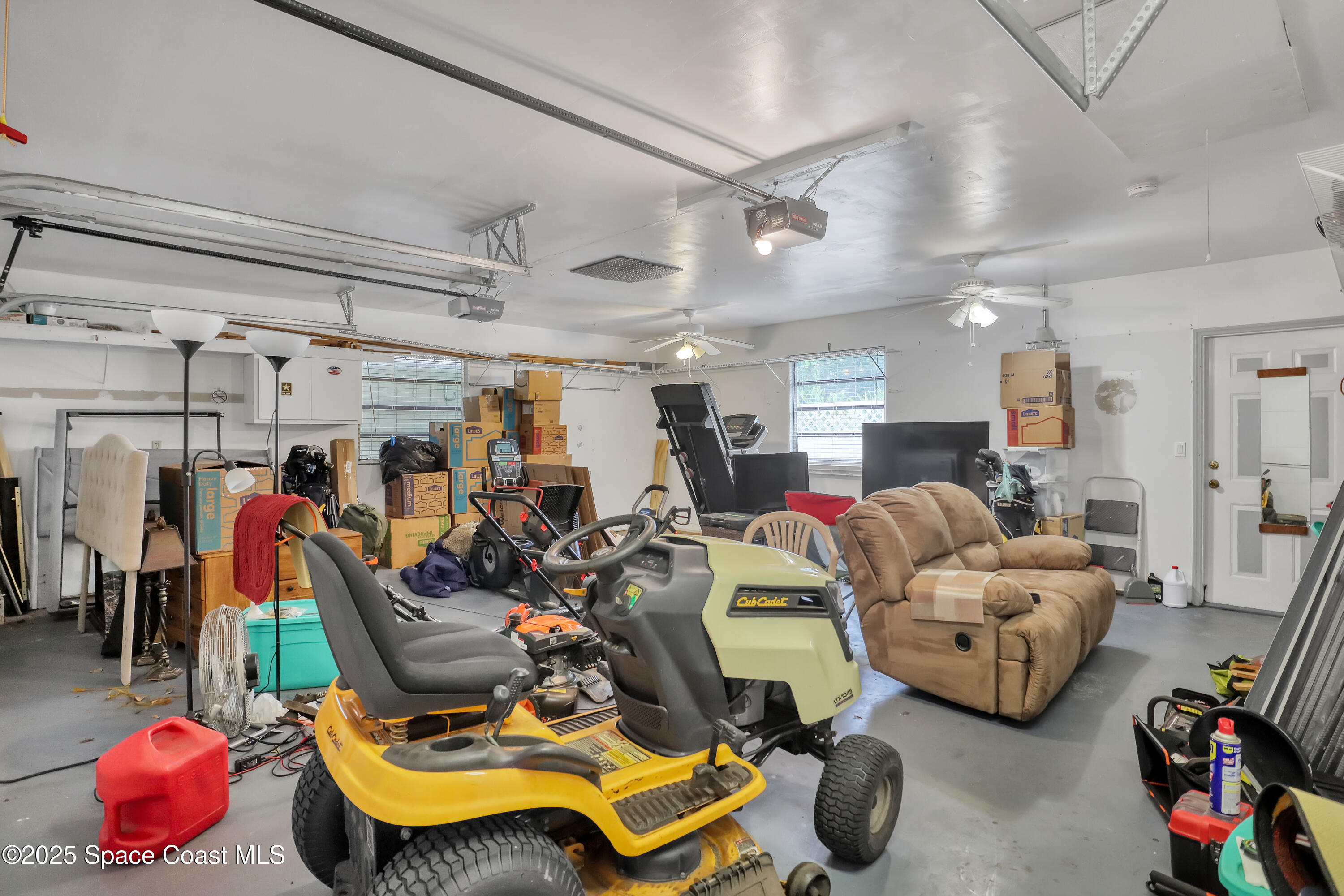 5280 Curtis Boulevard Cocoa, FL 32927 - Photo 38 of 45 a room with furniture