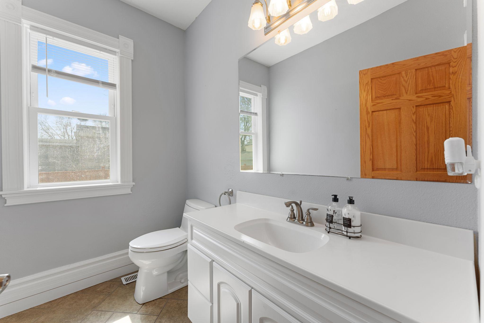 607 4th Street Southwest Willmar, MN 56201 - Photo 12 of 34