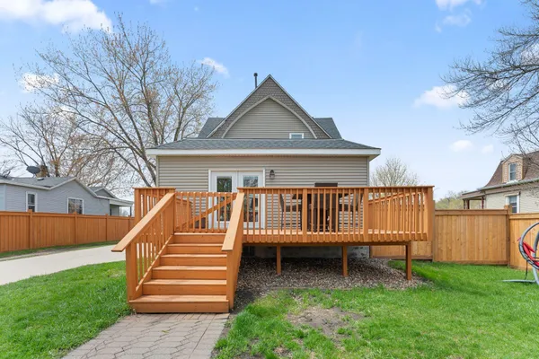 $239,900 | 607 4th Street Southwest, Willmar, MN 56201