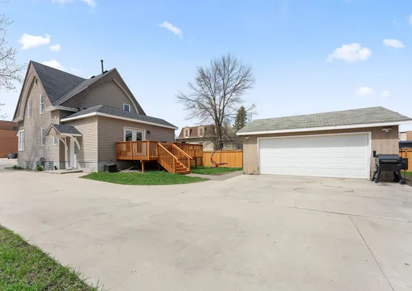 $239,900 | 607 4th Street Southwest, Willmar, MN 56201