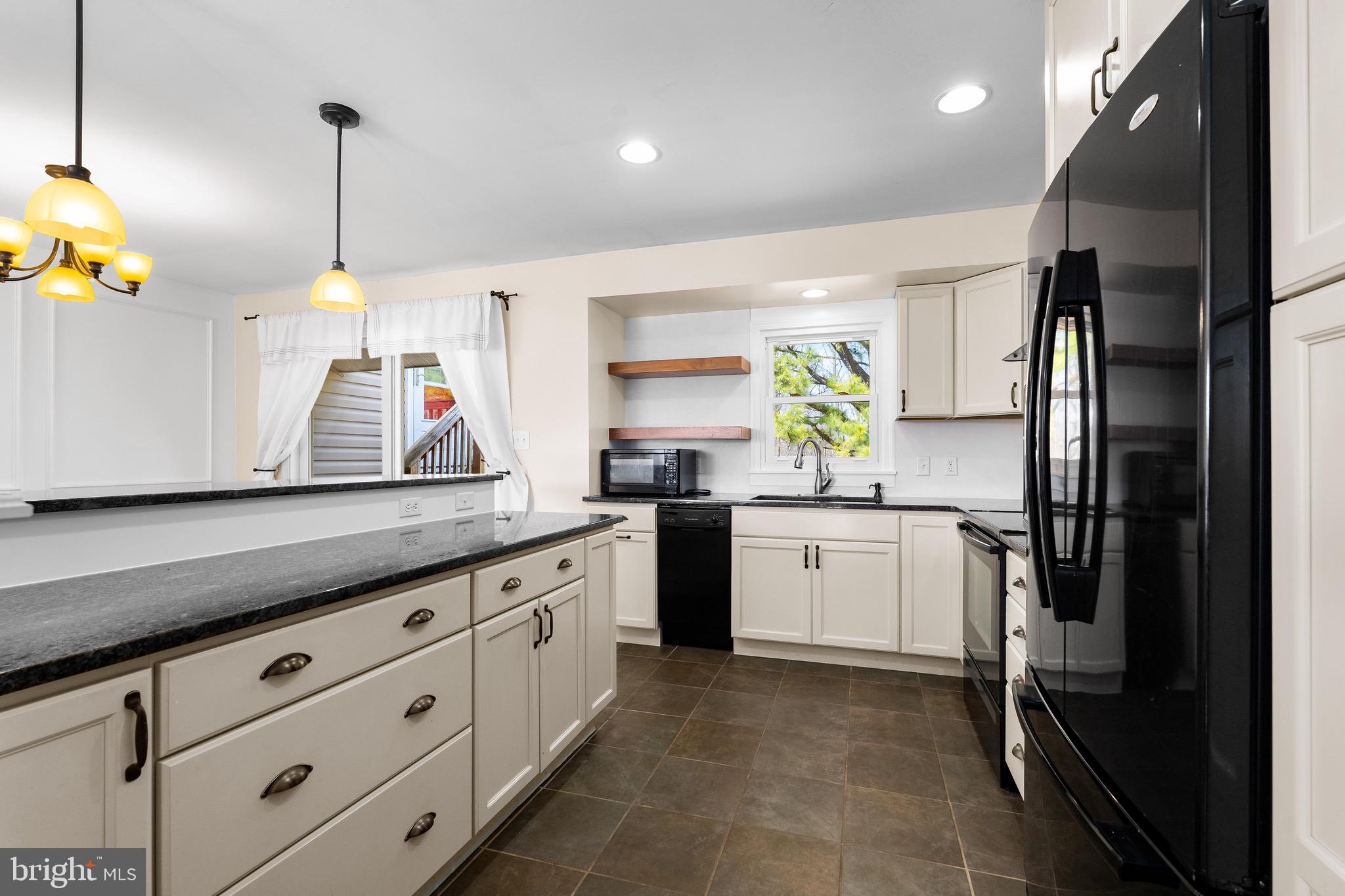 110 White Hall Road Elkton, MD 21921 - Photo 6 of 39 Main Kitchen