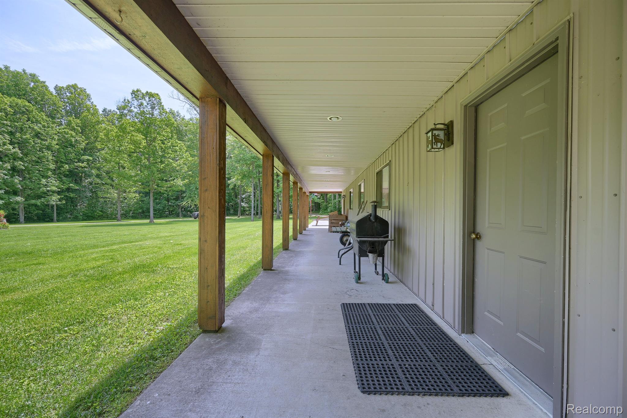 5150 Havens Road Leonard, MI 48367 - Photo 9 of 71 Gallery Image 9