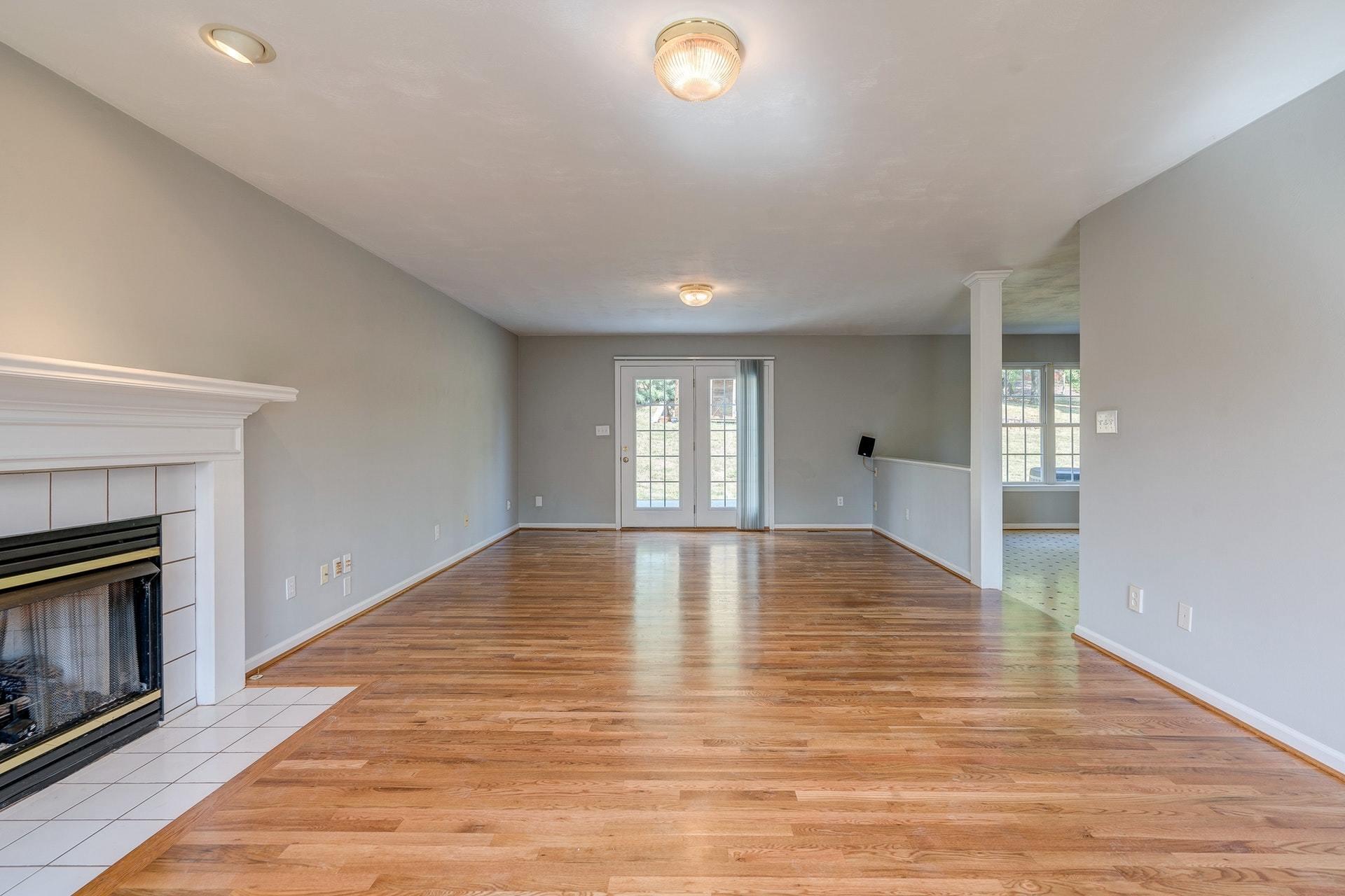606 Ridgecrest Lane Roanoke, VA 24019 - Photo 14 of 33 014-328553-DSC00096-2_097-2_098-2_099-2_