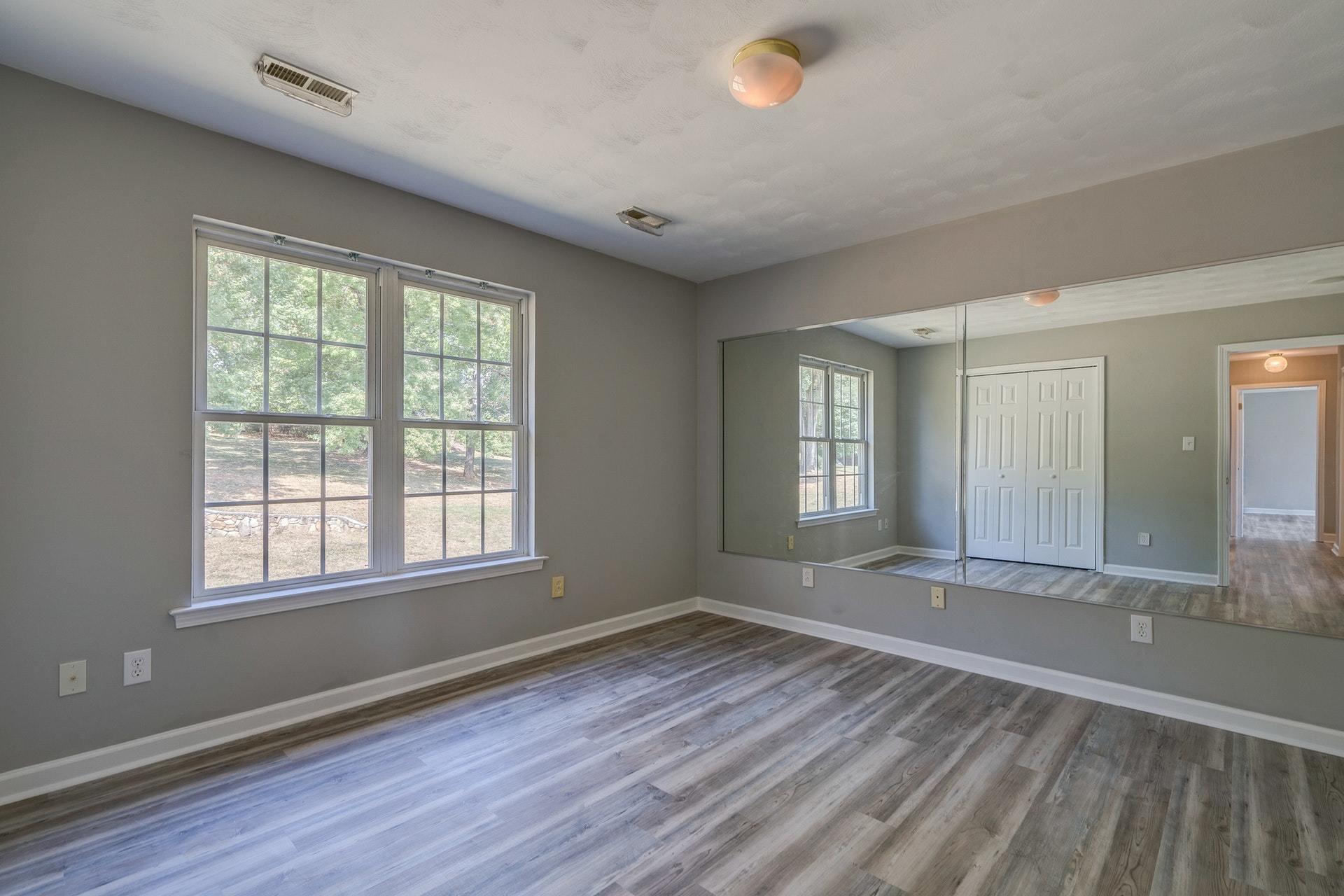 606 Ridgecrest Lane Roanoke, VA 24019 - Photo 23 of 33 023-328553-DSC00161-2_2-2_3-2_4-2_5-2_82