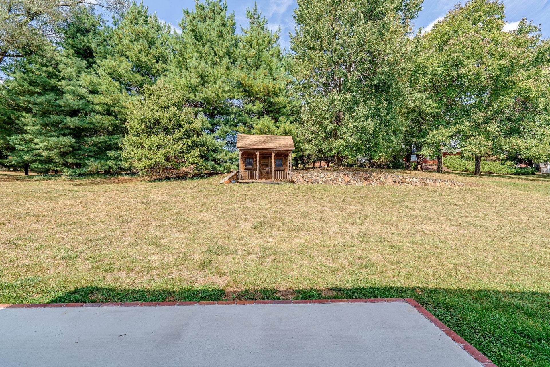 606 Ridgecrest Lane Roanoke, VA 24019 - Photo 31 of 33 031-328553-DSC00101-2_2-2_3-2_4-2_5-2_82