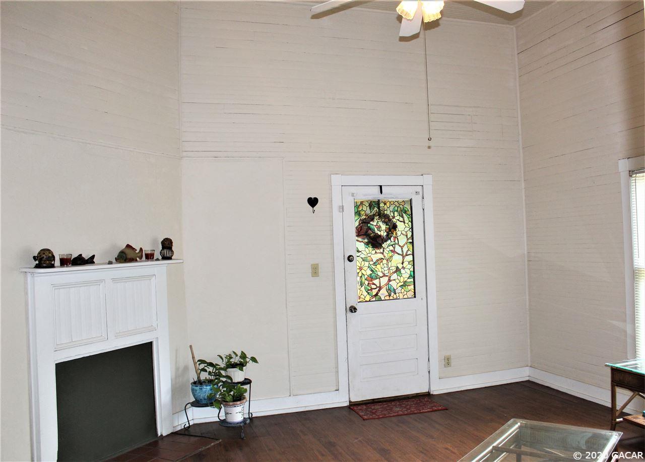 23336 Northwest 184th Road High Springs, FL 32643 - Photo 4 of 27 Gallery Image 4