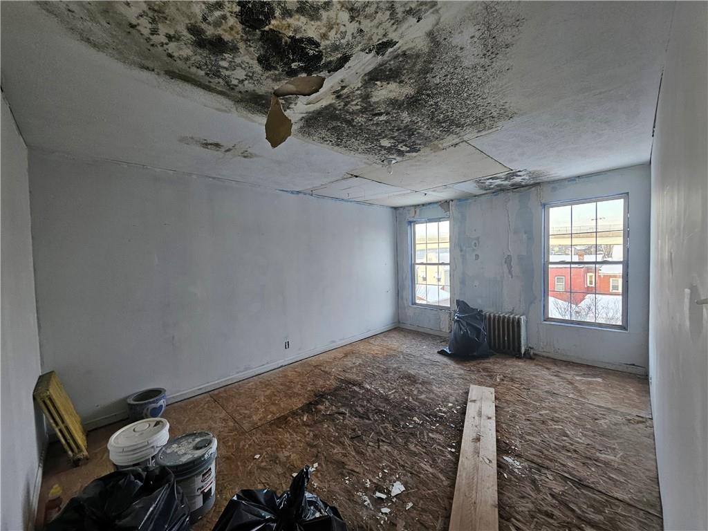 418 Ella Street Bloomfield, PA 15224 - Photo 13 of 14 a view of a livingroom with furniture