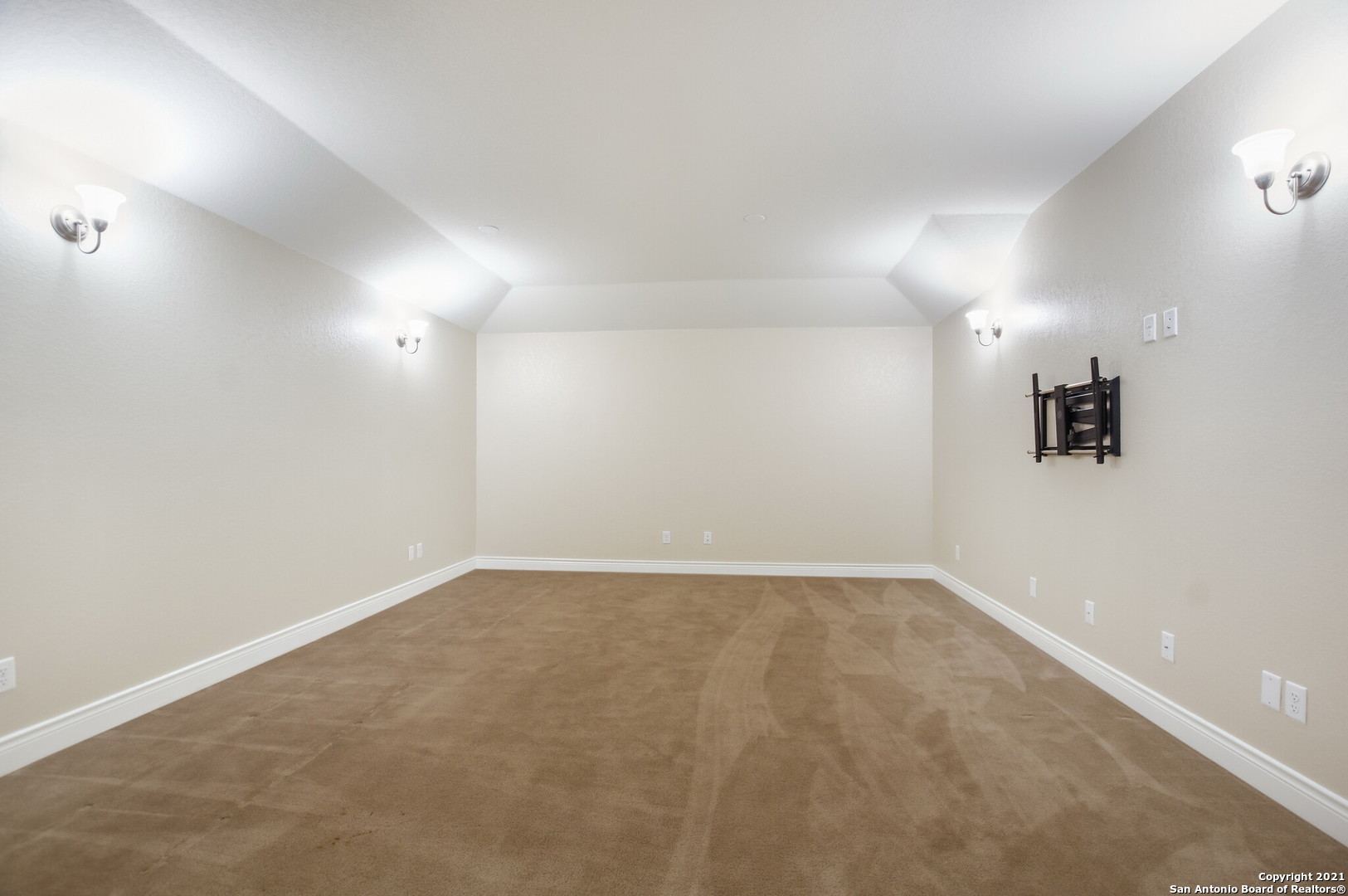 12124 Coyote Ranch San Antonio, TX 78254 - Photo 23 of 25