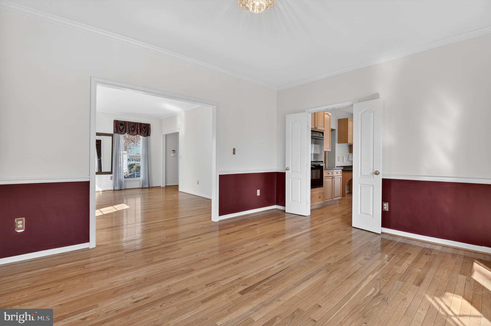 13106 Quail Creek Court Silver Spring, MD 20904 - Photo 10 of 43 a view of a livingroom with wooden floor