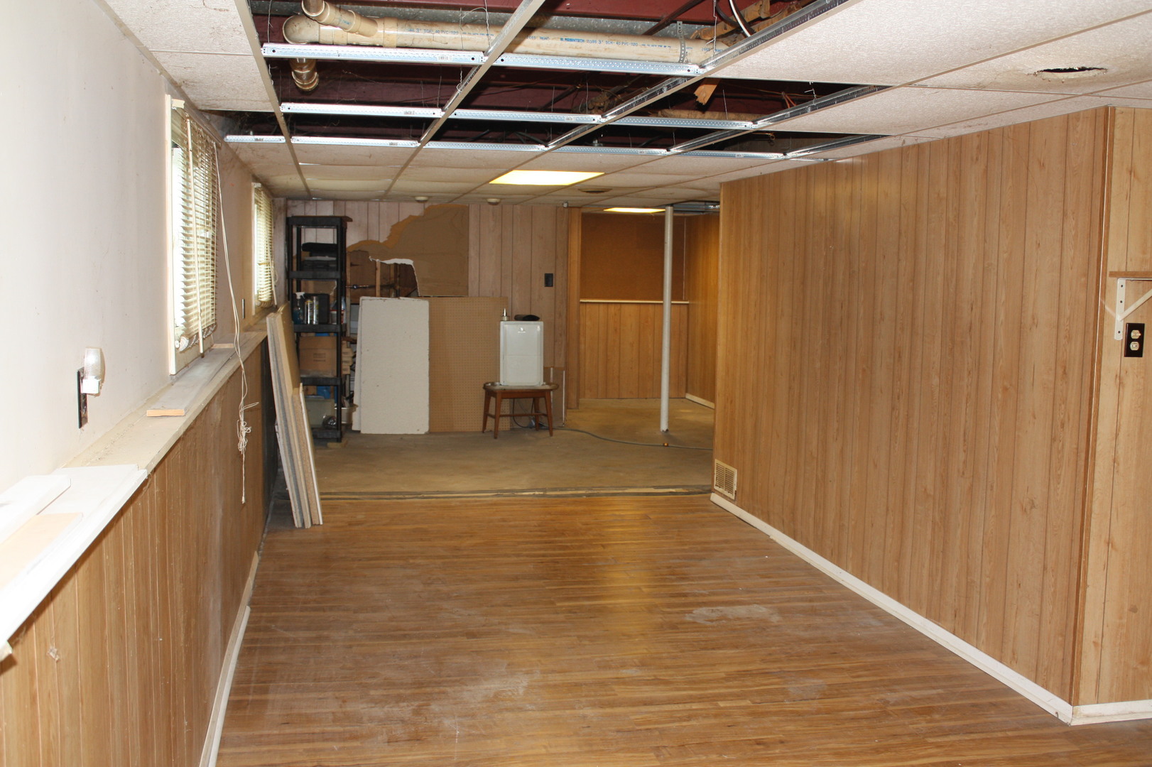 345 Souwanas Trail Algonquin, IL 60102 - Photo 13 of 16 a view of an empty room